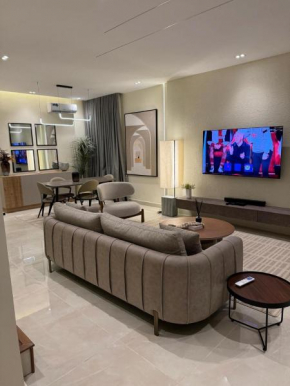 Brand new luxury 2 or 3 bedroom terrace apartment available for long and short stays